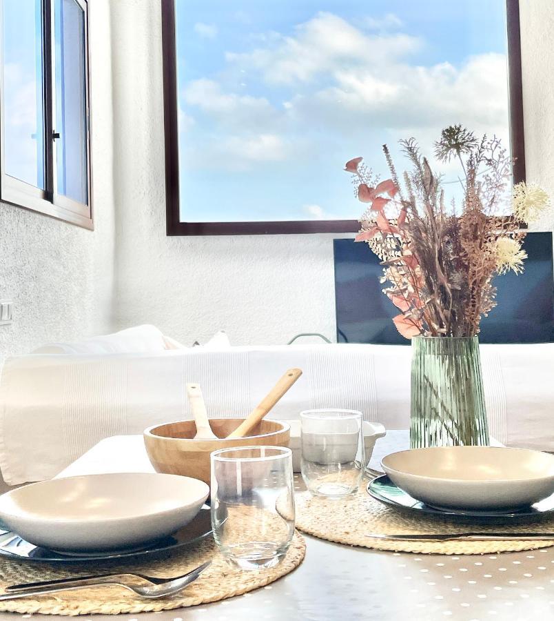 Villa Only Adults 2 Pax - Piscina Privada - A/C - Wifi - Bbq Blanes Bagian luar foto